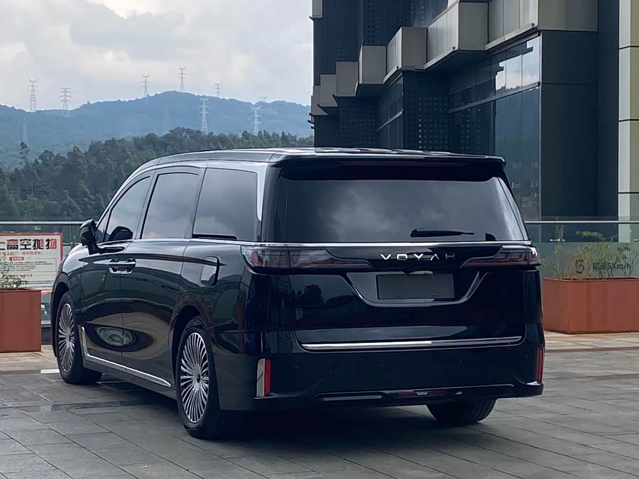 Lantu Dreamer 2025 PHEV 4WD Flagship Kunpeng - zdjęcie 6