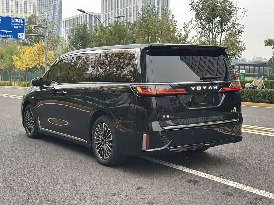 Lantu Dreamer 2026 PHEV Champion - zdjęcie 17
