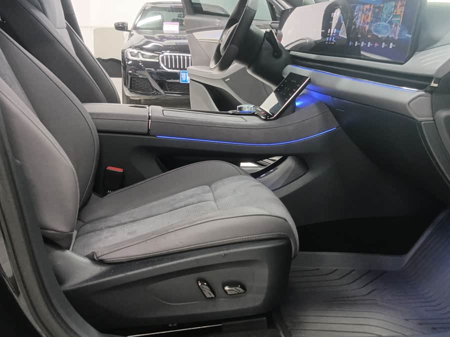 Lantu Zhaiguang 2024 PHEV Four-Wheel Drive Ultra Long Range Flagship Version - zdjęcie 11
