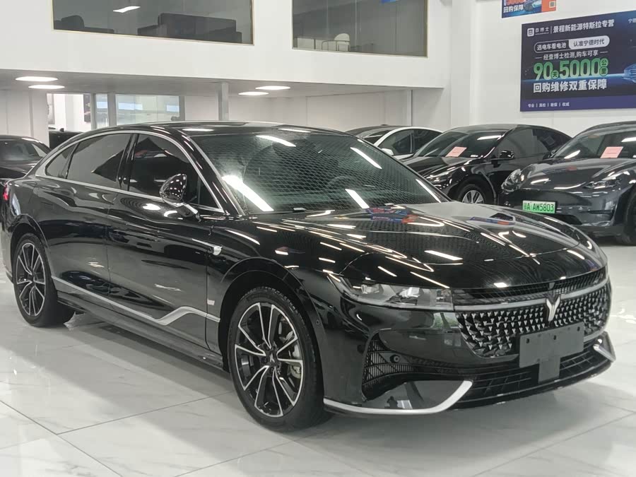 Lantu Zhaiguang 2024 PHEV Four-Wheel Drive Ultra Long Range Flagship Version - zdjęcie 3