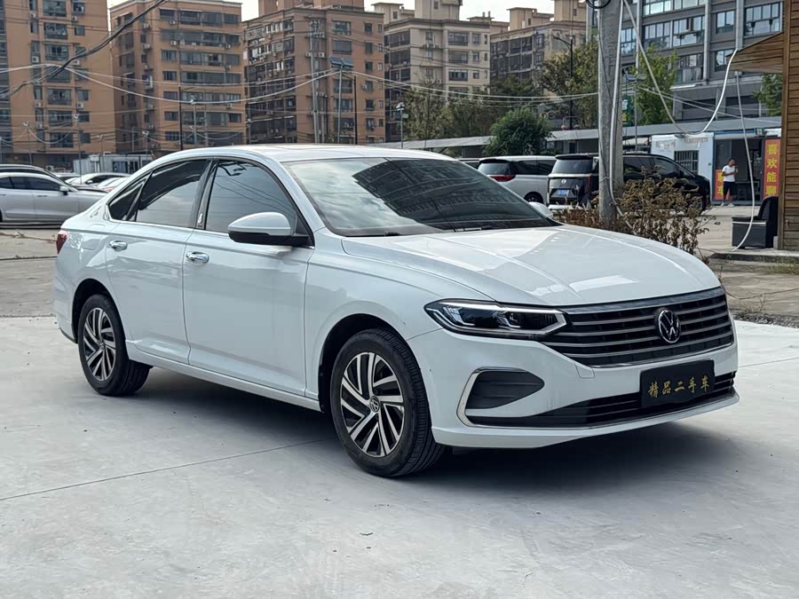 Lavida 2023 1.5L Automatic Five Million Edition - zdjęcie 3