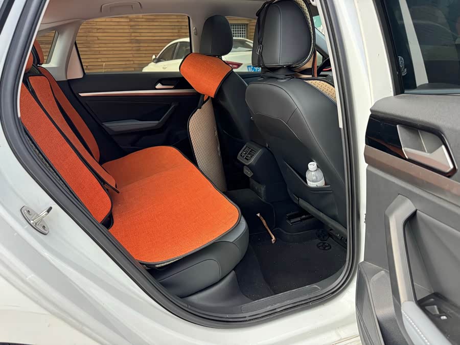 Lavida 2023 1.5L Automatic Five Million Edition - zdjęcie 5