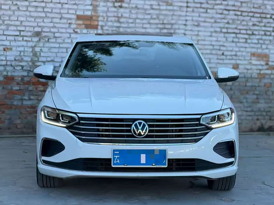 Lavida 2023 300TSI DSG Full Version - zdjęcie 2