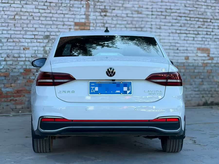 Lavida 2023 300TSI DSG Full Version - zdjęcie 14