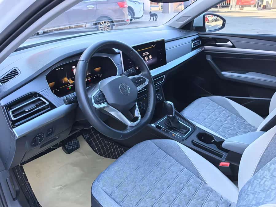 Lavida 2023 300TSI DSG Full Version - zdjęcie 5