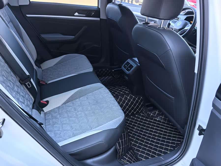 Lavida 2023 300TSI DSG Full Version - zdjęcie 10