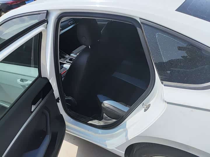 Lavida 2024 1.5L Auto Yiyiban - zdjęcie 12