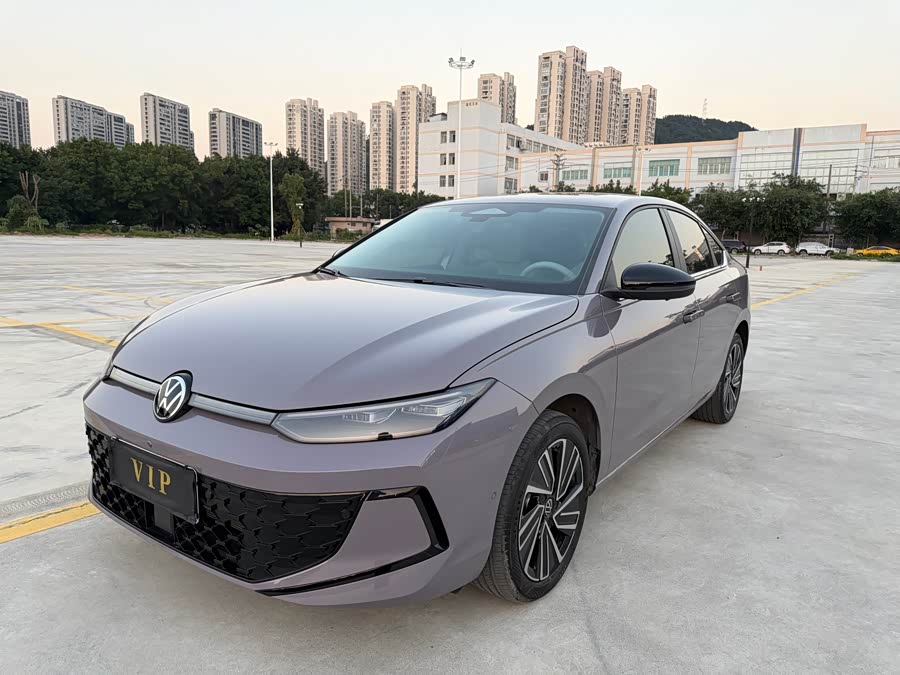 Lavida 2026 Pro 300TSI Starry Intelligent Edition - zdjęcie 1