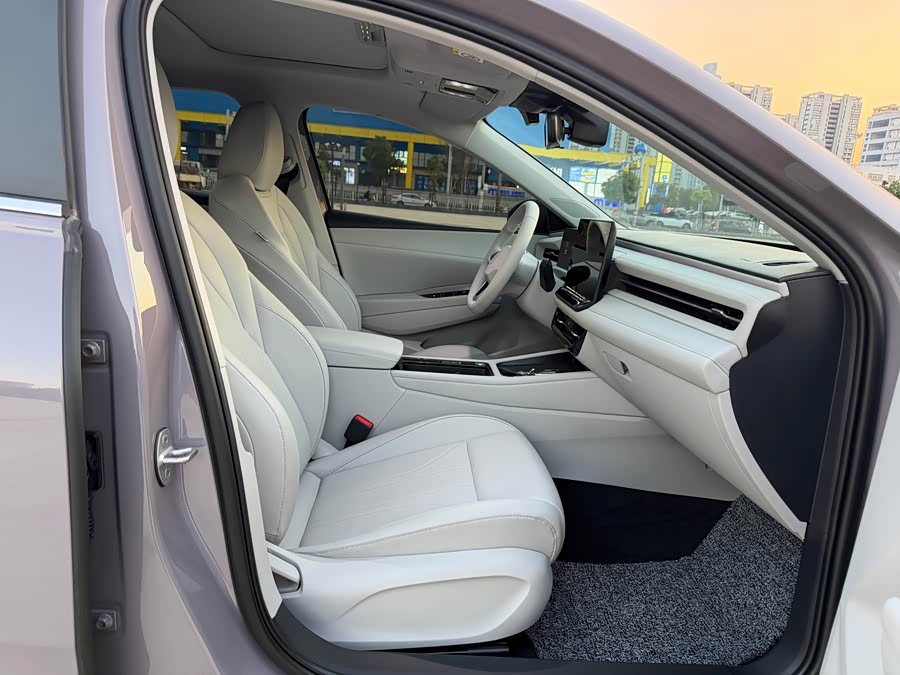 Lavida 2026 Pro 300TSI Starry Intelligent Edition - zdjęcie 6