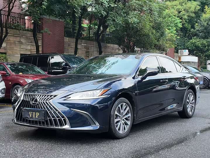 Lexus ES 2022 200 Excellence - zdjęcie 15