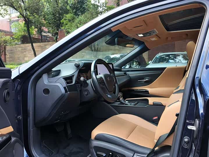 Lexus ES 2022 200 Excellence - zdjęcie 20