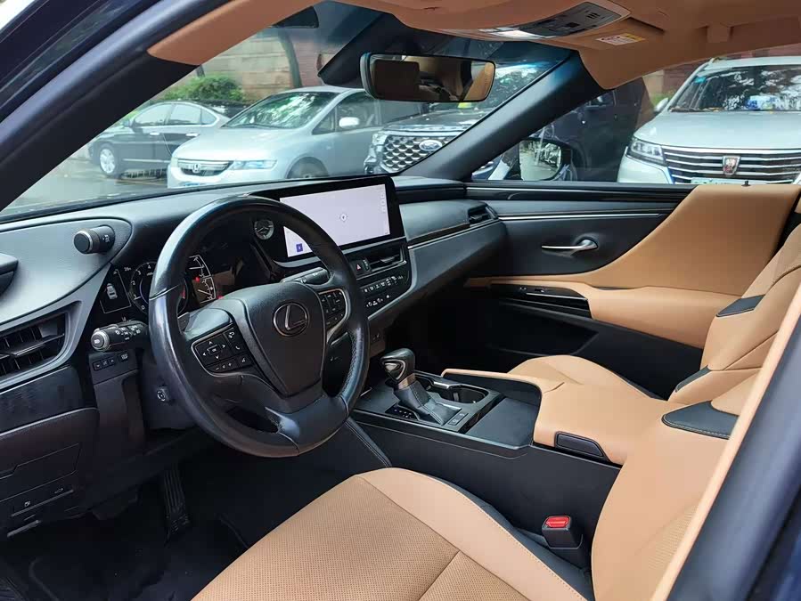 Lexus ES 2022 200 Excellence - zdjęcie 7