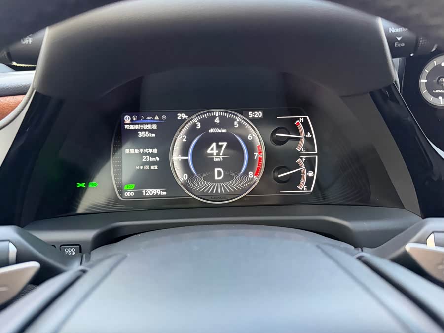 Lexus ES 2024 200 Premium - zdjęcie 13