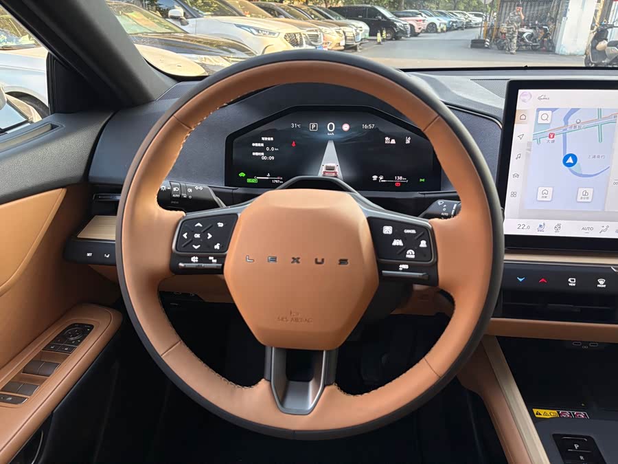 Lexus ES 300h - zdjęcie 19