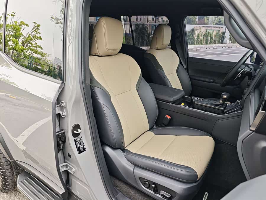 Lexus GX 2024 OVERTRAIL Remote Peak Edition - zdjęcie 14