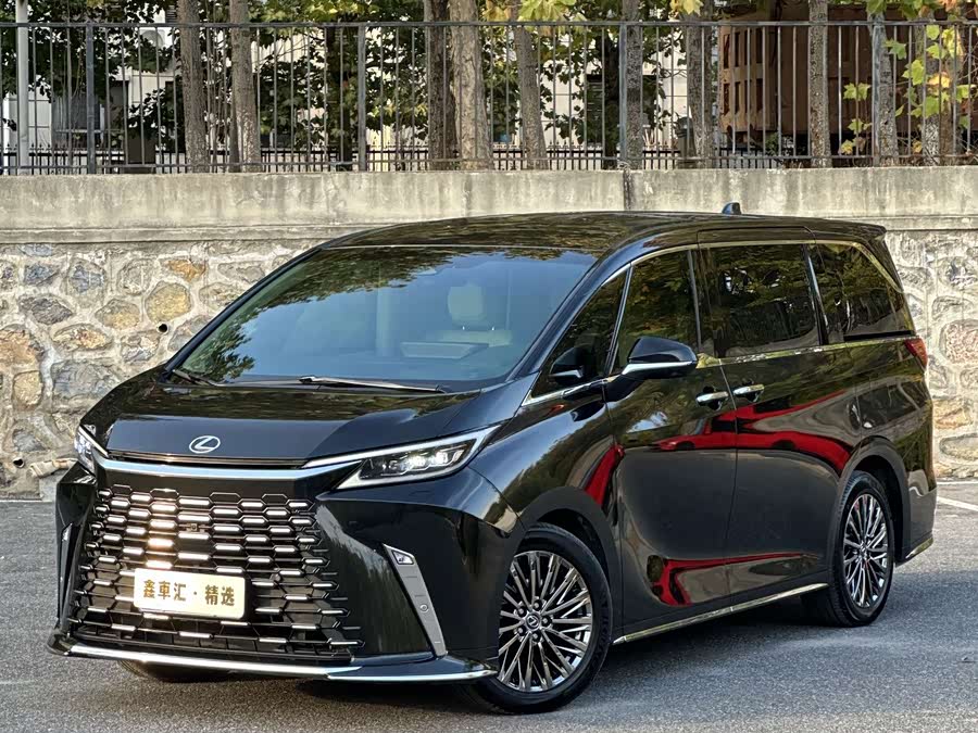 Lexus LM 2023 500h 6-Seater Prestige - zdjęcie 1