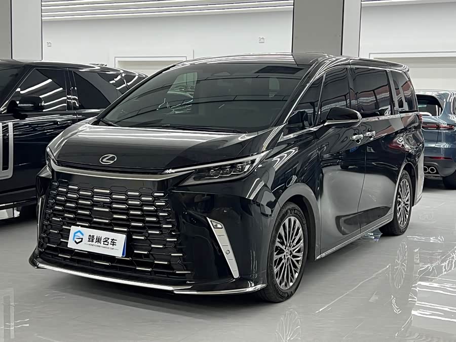 Lexus LM 2023 500h 6-Seater Prestige - zdjęcie 1