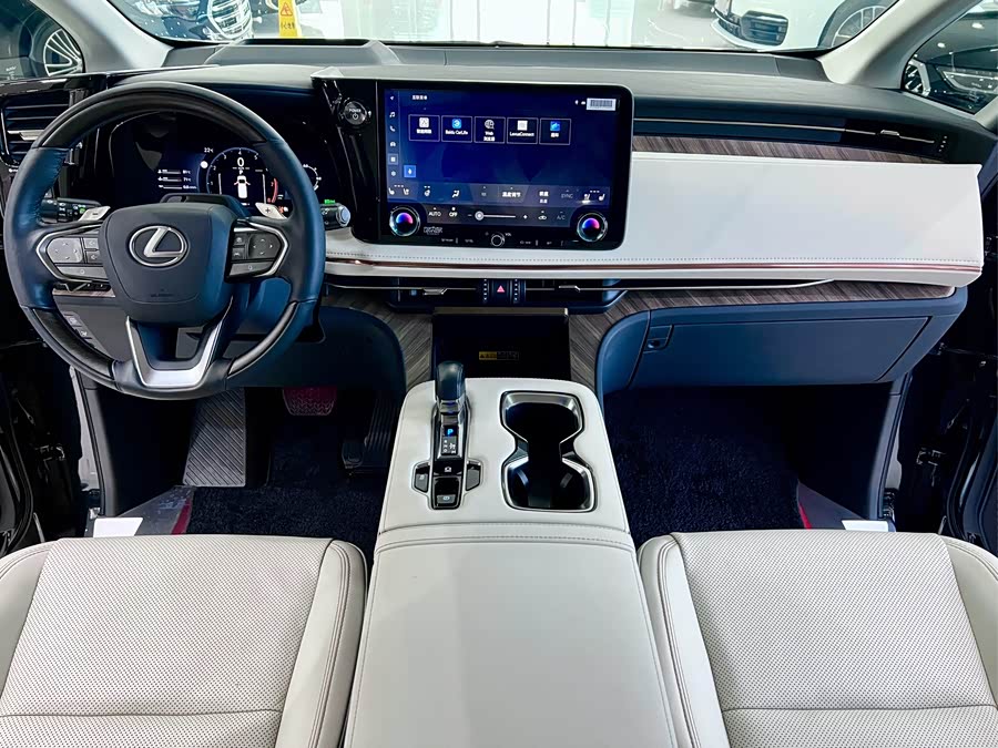 Lexus LM 2025 500h 6-Seater Prestige - zdjęcie 9