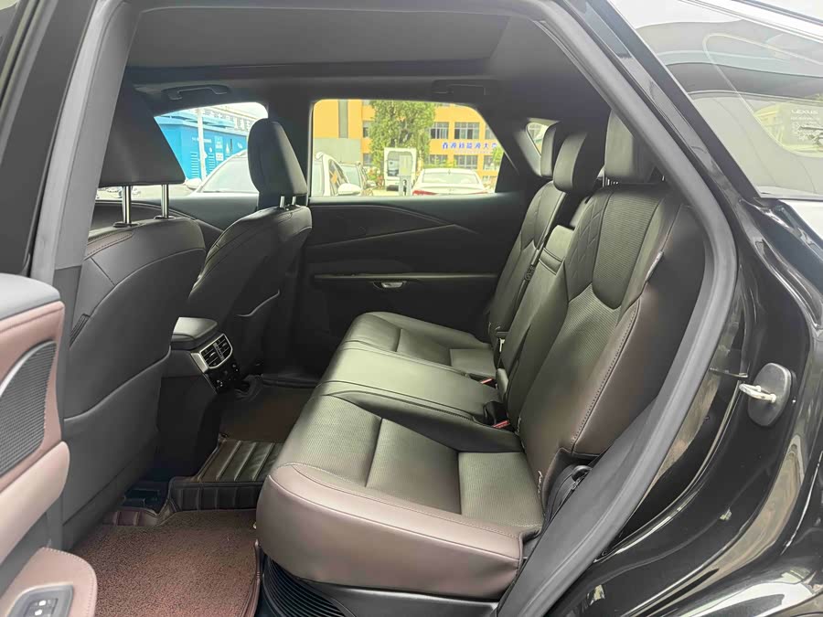 Lexus RX 2023 350h AWD Pure Enjoy Edition - zdjęcie 5