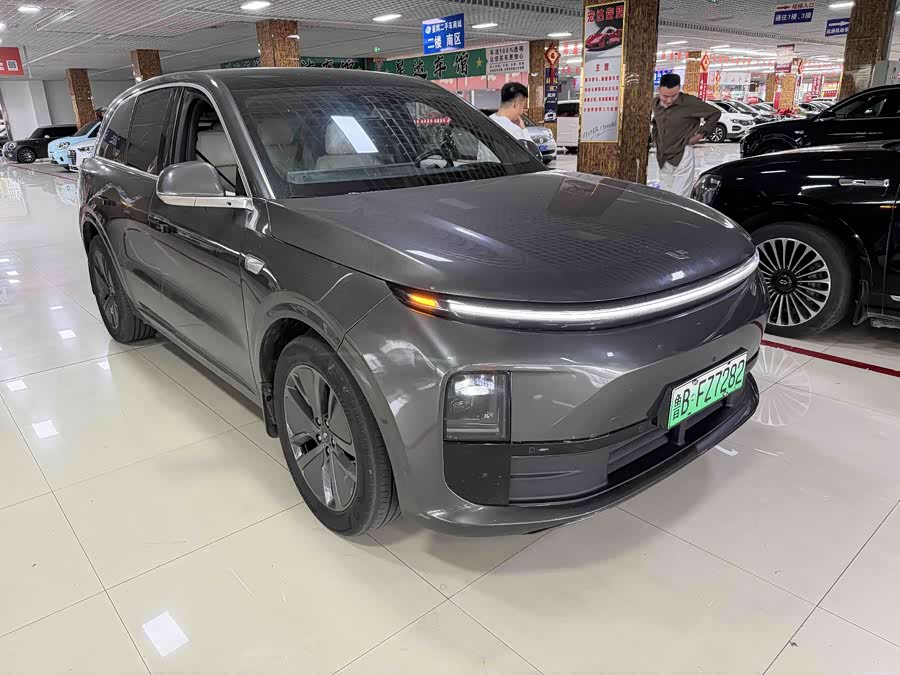 Li Auto L6 2024 Pro - zdjęcie 2