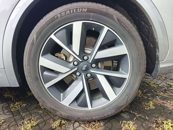 Li Auto L7 2023 Pro - zdjęcie 16