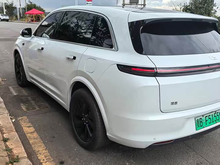 Li Auto L7 2023 Pro - zdjęcie 20