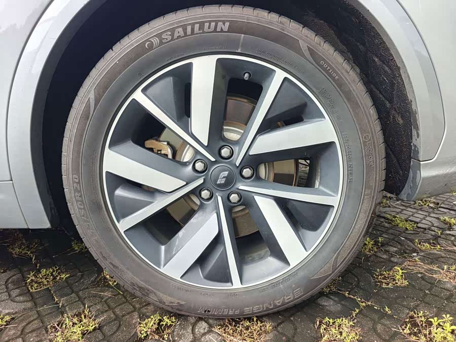 Li Auto L7 2023 Pro - zdjęcie 7