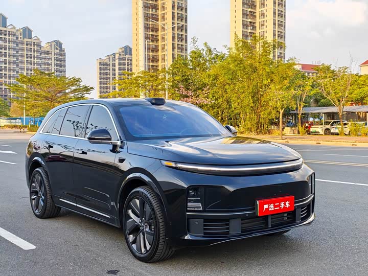 Li Auto L7 2024 MAX - zdjęcie 12