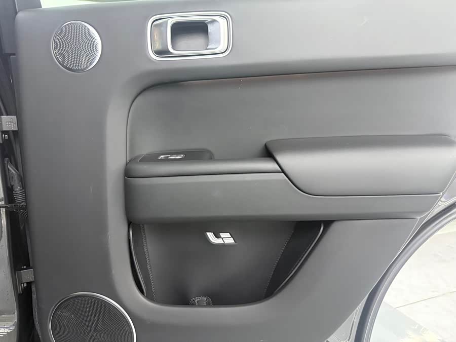 Li Auto L7 2024 Pro - zdjęcie 18