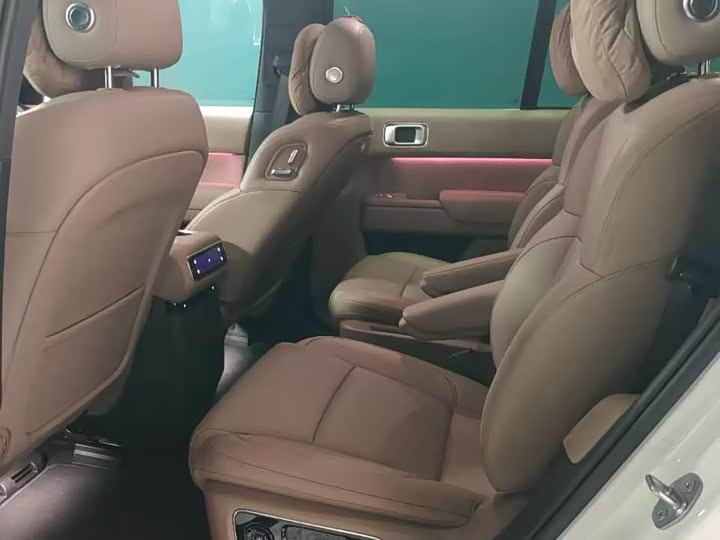 Li Auto L8 2025 Max Intelligent Renewal Version - zdjęcie 16
