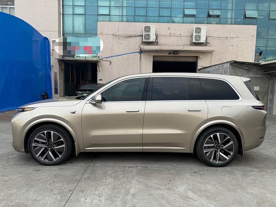 Li Auto L9 2023 Pro - zdjęcie 12