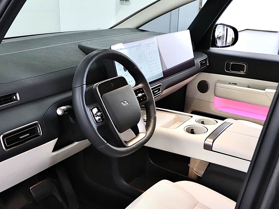 Li Auto MEGA 2025 Home Special Edition - zdjęcie 11