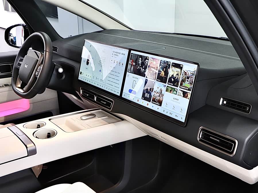 Li Auto MEGA 2025 Home Special Edition - zdjęcie 15