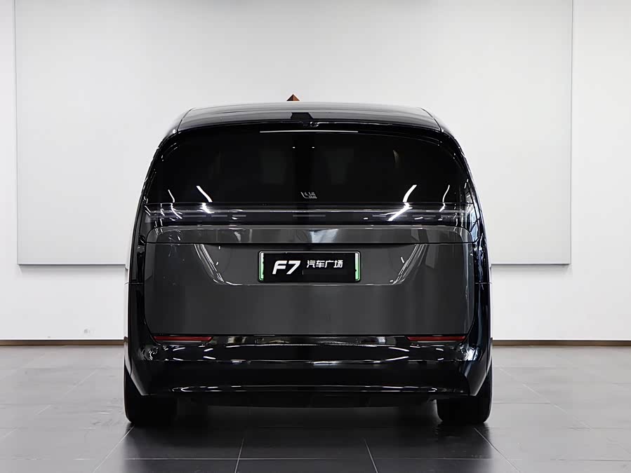 Li Auto MEGA 2025 Home Special Edition - zdjęcie 5