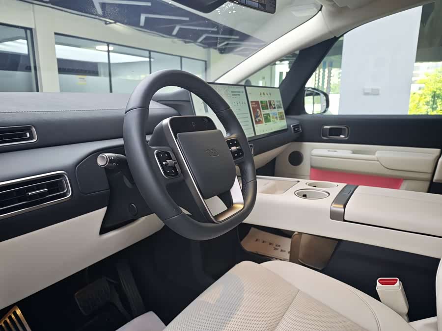 Li Auto MEGA 2025 Ultra Smart Refresh - zdjęcie 7