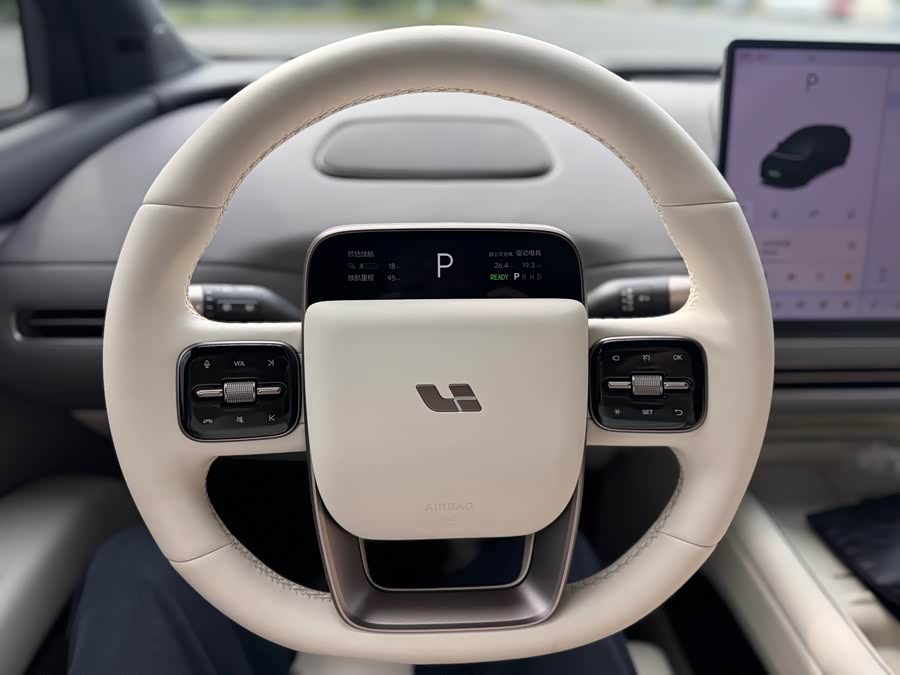 Li Auto i6 2025 2WD Standard - zdjęcie 17
