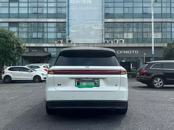 Li Auto i8 2025 Standard Edition - zdjęcie 13
