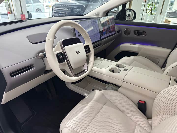 Li Auto i8 2025 Standard Edition - zdjęcie 17
