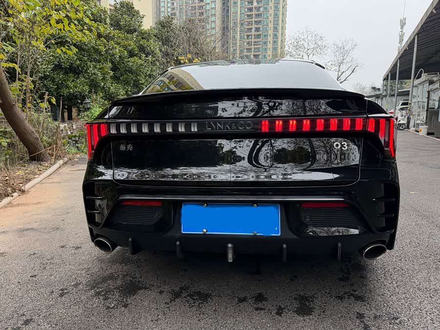 Lynk & Co 03 2.0T DCT Sport Pro - zdjęcie 11