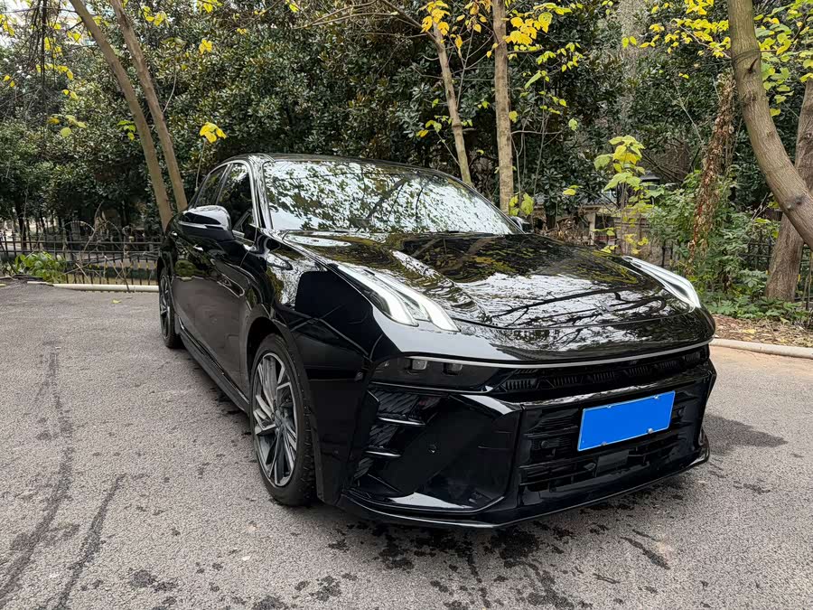Lynk & Co 03 2.0T DCT Sport Pro - zdjęcie 3