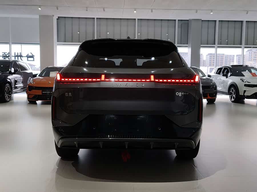 Lynk & Co 08 EM-P 2023 120km Long Range Halo - zdjęcie 17