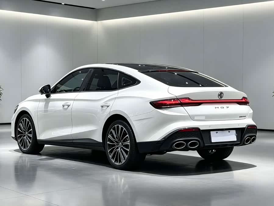 MG7 2023 1.5T DCT Elegant Version - zdjęcie 4