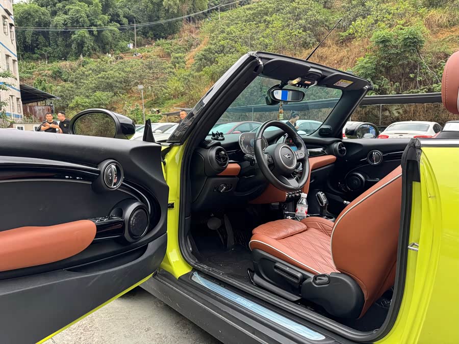 MINI 2023 Facelift 1.5T COOPER Softtop Artist - zdjęcie 8