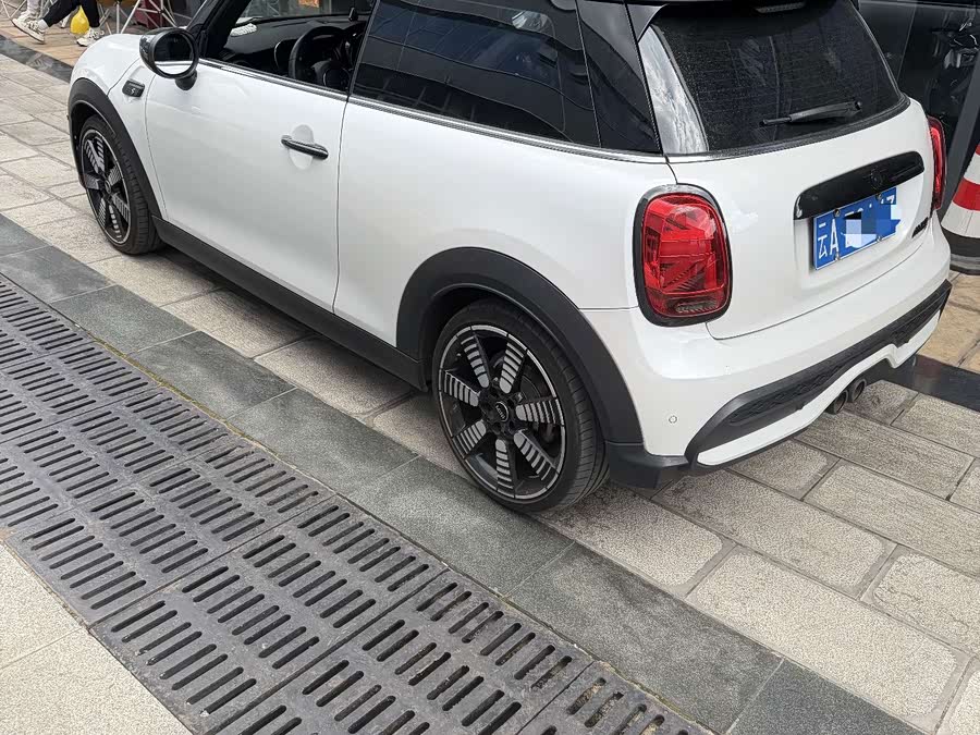 MINI COUNTRYMAN 2.0T COOPER S - zdjęcie 5