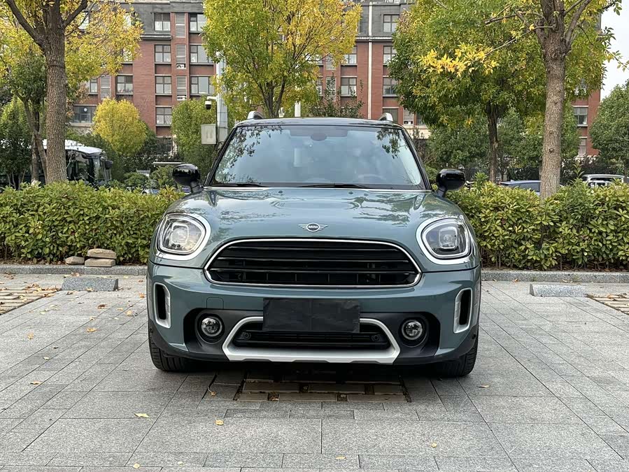 MINI COUNTRYMAN 2023 Facelift 1.5T COOPER ALL4 Connoisseur - zdjęcie 2