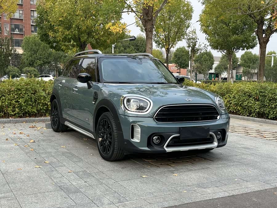 MINI COUNTRYMAN 2023 Facelift 1.5T COOPER ALL4 Connoisseur - zdjęcie 3