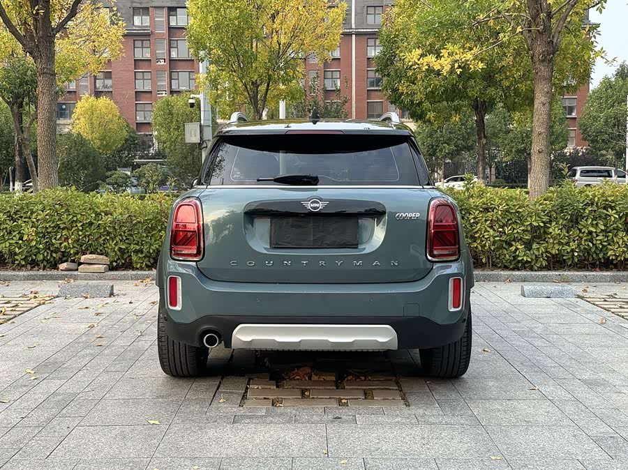 MINI COUNTRYMAN 2023 Facelift 1.5T COOPER ALL4 Connoisseur - zdjęcie 5