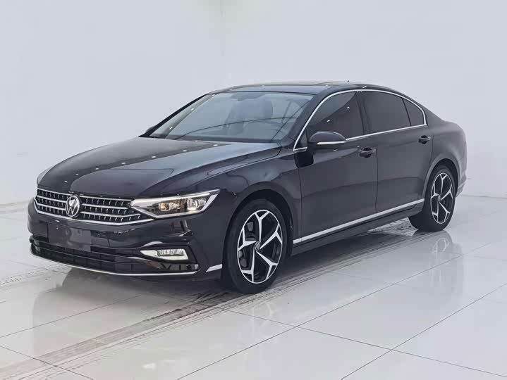 Magotan 2023 2.0T 330TSI DSG Leading - zdjęcie 12