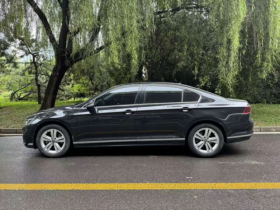 Magotan 2023 200 Million Commemorative Edition 280TSI DSG Comfort - zdjęcie 5