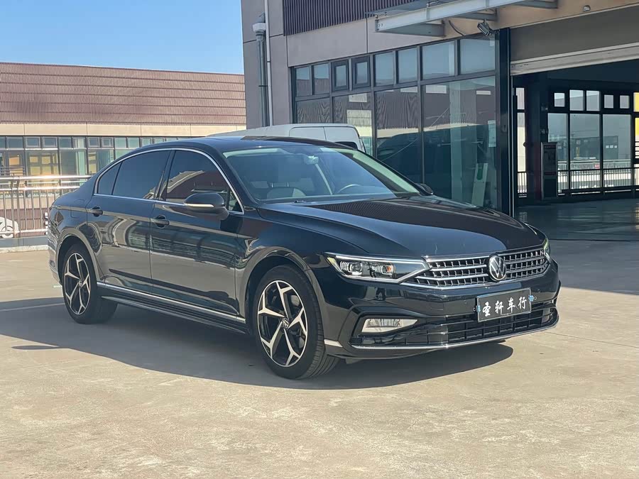 Magotan 2023 200 Million Commemorative Edition 280TSI DSG Leading - zdjęcie 3